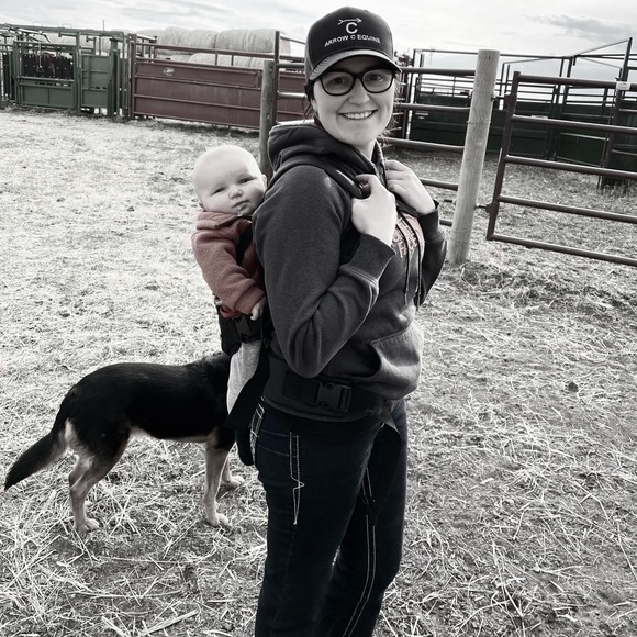 Meet your Posher, Briana - Picture 2 of 2